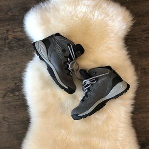 Columbia Hiking Boots